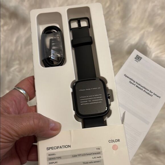 Smartwatch with Square Face - Black Fitness Tracker, make calls, etc. etc. - Picture 10 of 12